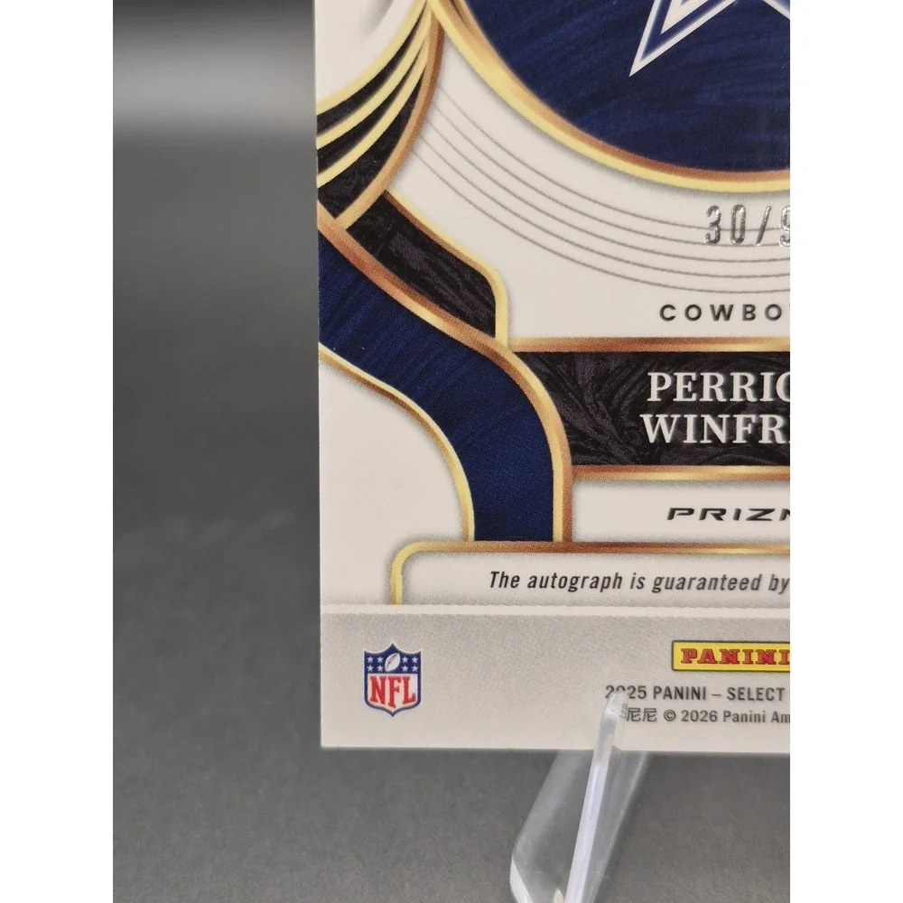 2025 Panini Select Perrion Winfrey SIP-PWY Blue Prizm Auto /99 Cowboys
